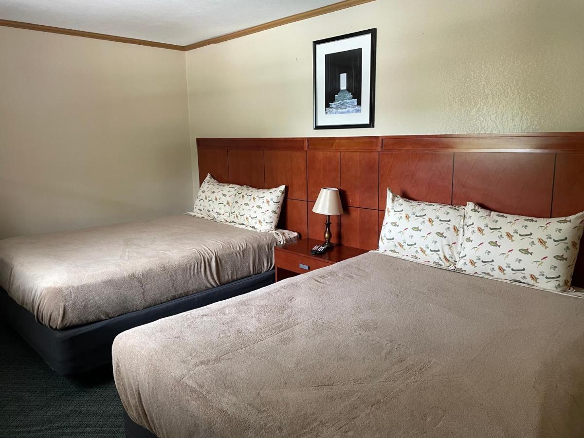 Hunter'S Friend Resort On Indian Point Экстерьер фото