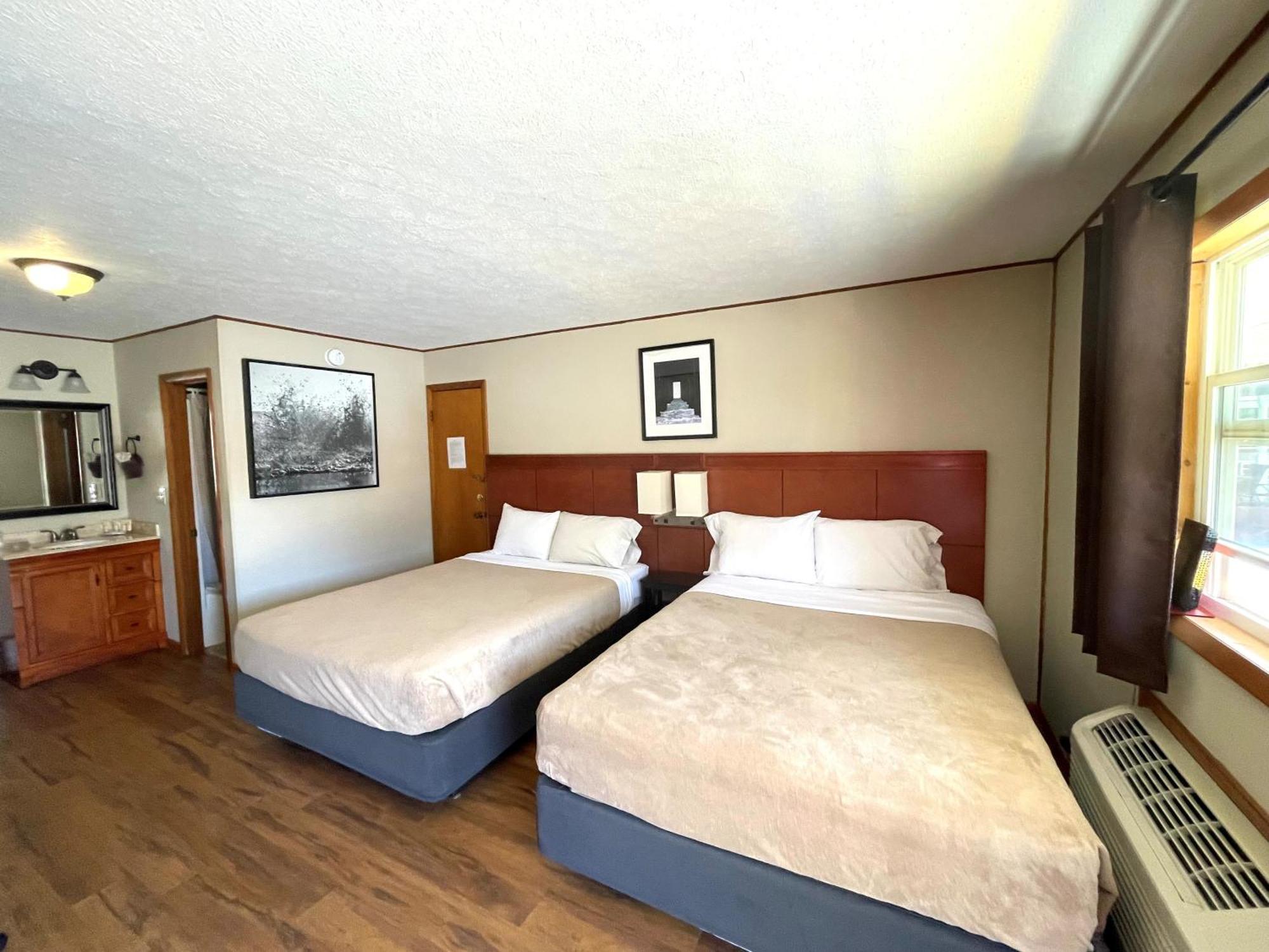 Hunter'S Friend Resort On Indian Point Экстерьер фото