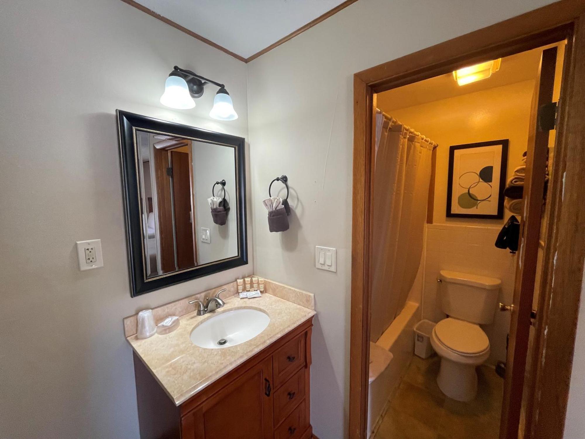 Hunter'S Friend Resort On Indian Point Экстерьер фото