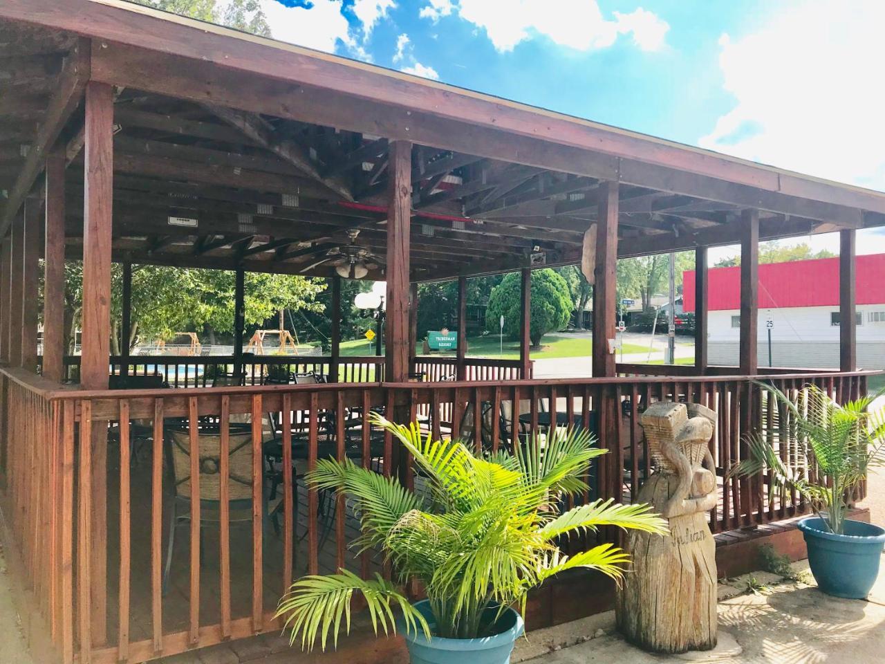 Hunter'S Friend Resort On Indian Point Экстерьер фото